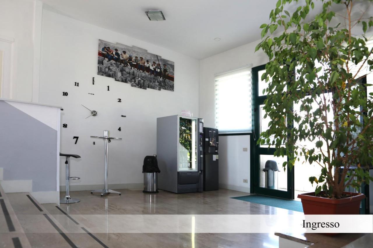 Residence Europa Piacenza Exterior foto